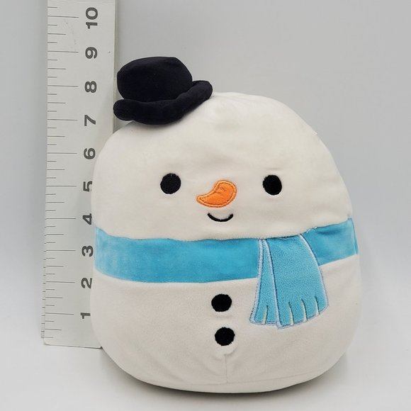 Squishmallows Manny the Snowman - Picture 11 of 15